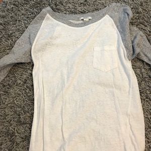 grey mid sleeve shirts